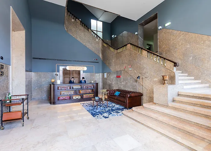 The Editory Riverside Hotel, An Historic 5*