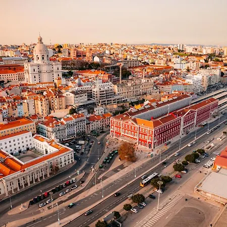 ホテル The Editory Riverside Hotel, An Historic 5*