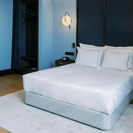 The Editory Riverside Hotel, An Historic מלון