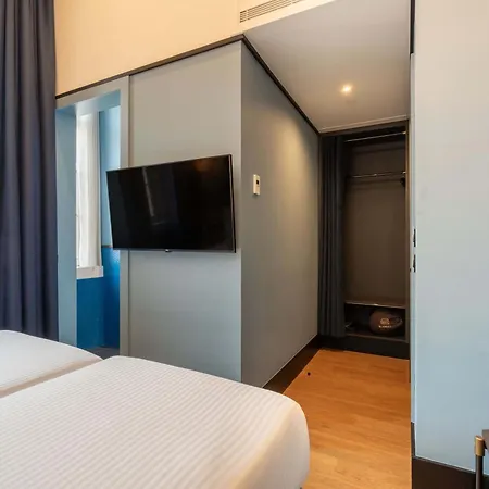 The Editory Riverside Hotel, An Historic 5* Lisbon
