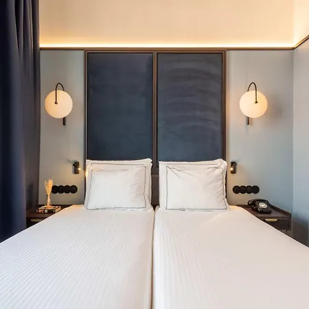 The Editory Riverside Hotel, An Historic Hotel