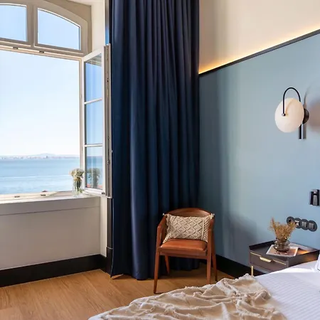 The Editory Riverside Hotel, An Historic リスボン