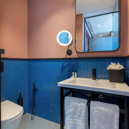 The Editory Riverside Hotel, An Historic 5*