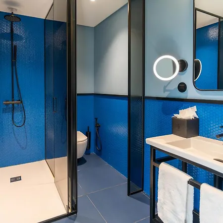 The Editory Riverside Hotel, An Historic מלון