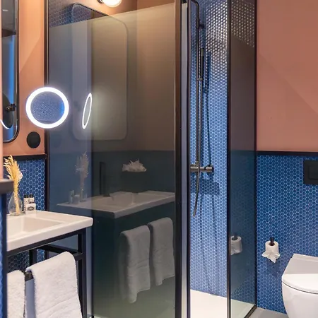 The Editory Riverside Hotel, An Historic Hotel 5*