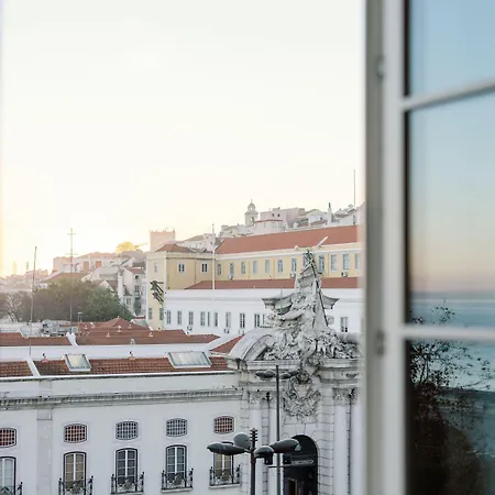 The Editory Riverside Hotel, An Historic リスボン