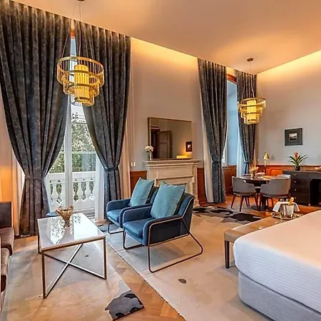 ホテル The Editory Riverside Hotel, An Historic
