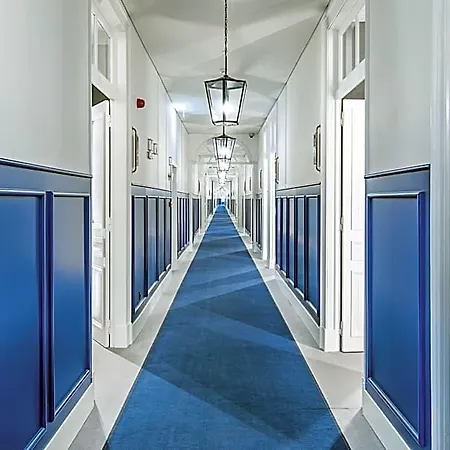 ホテル The Editory Riverside Hotel, An Historic 5*