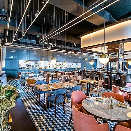 The Editory Riverside Hotel, An Historic Hotell