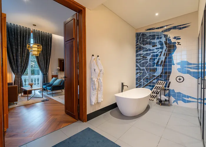 The Editory Riverside Hotel, An Historic 5* Лиссабон